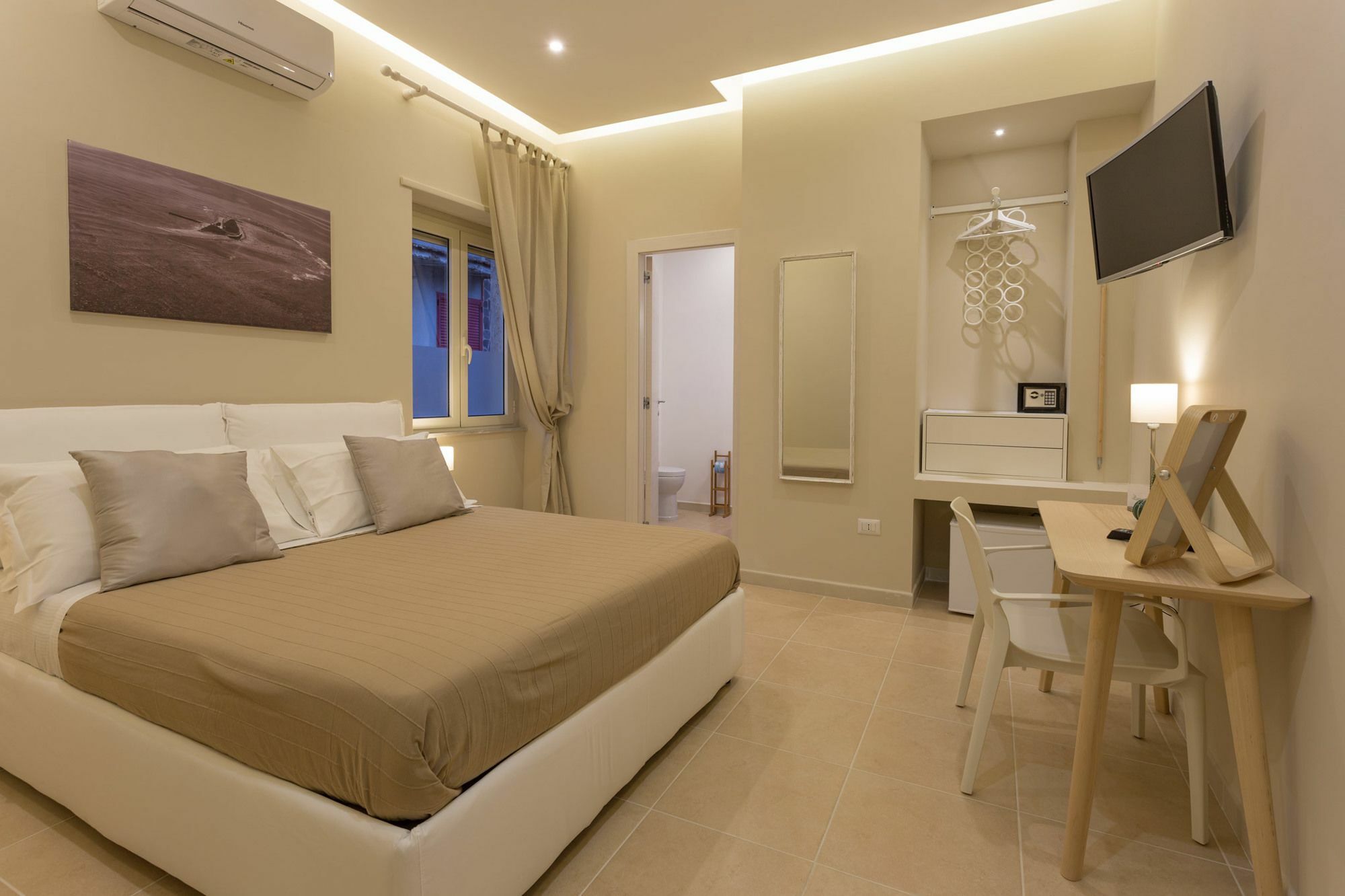 Astanza Hotel Кастелабате Екстериор снимка